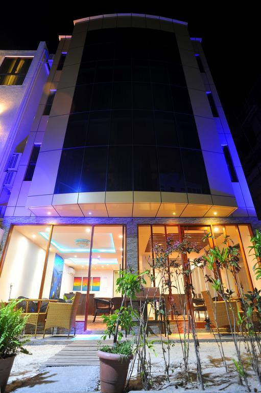 Turquoise Residence By Ui Hulhumale Bagian luar foto